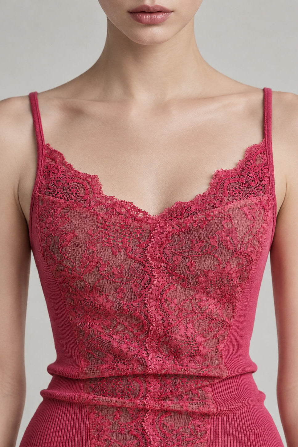 Top de tirantes con encaje de Merino y seda Oscalito 6620 – vista 2