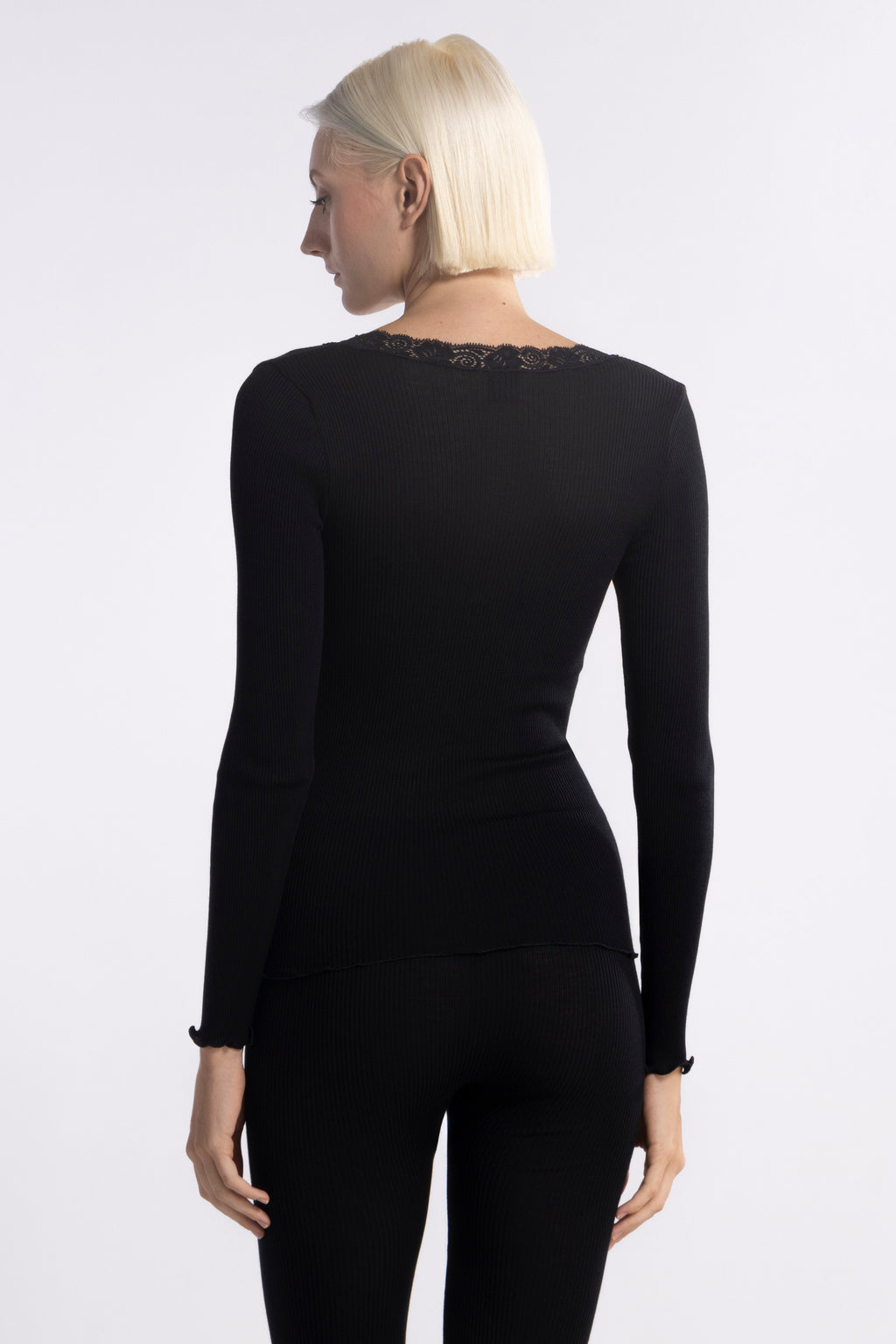 Camiseta Manga Larga Mujer Oscalito 3416 – Lana Merino, Seda y Encaje Leavers
