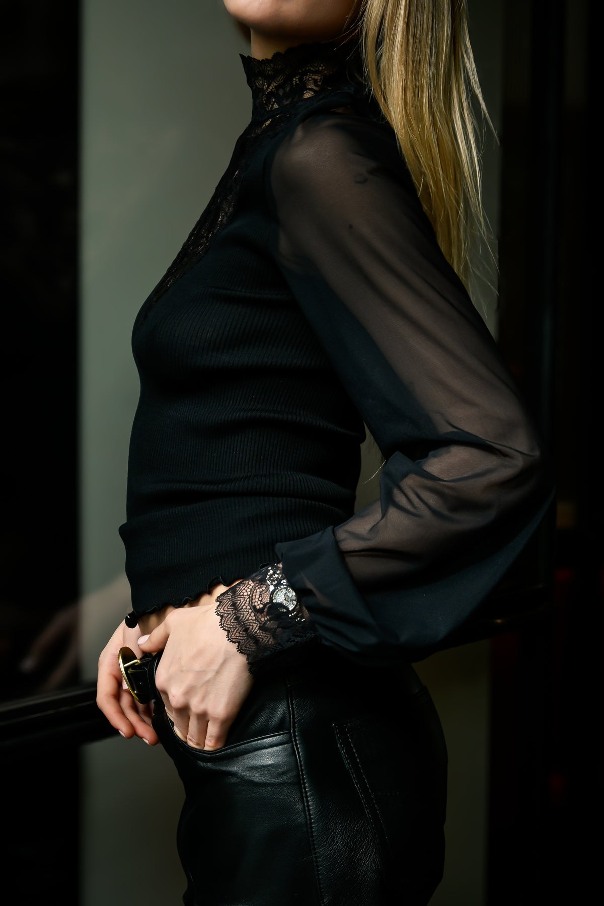 Blusa 7800 Oscalito - 70% Lana Merino 30% Seda Encaje Dentelle de Calais PRE ORDER