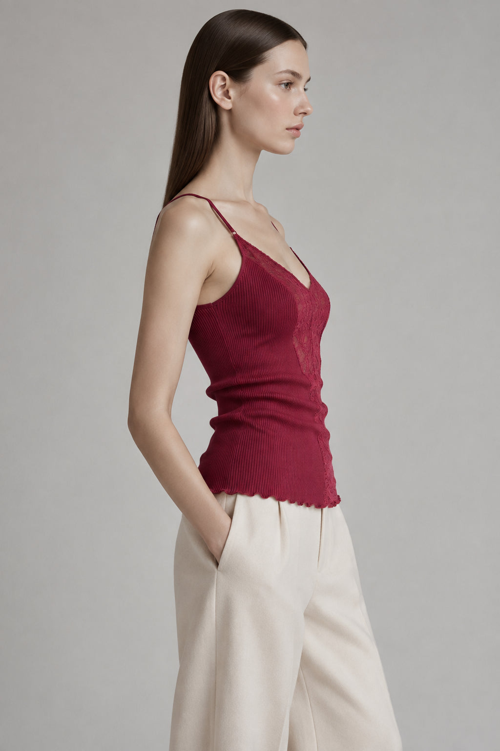 Top de tirantes con encaje de Merino y seda Oscalito 6620 – vista 3