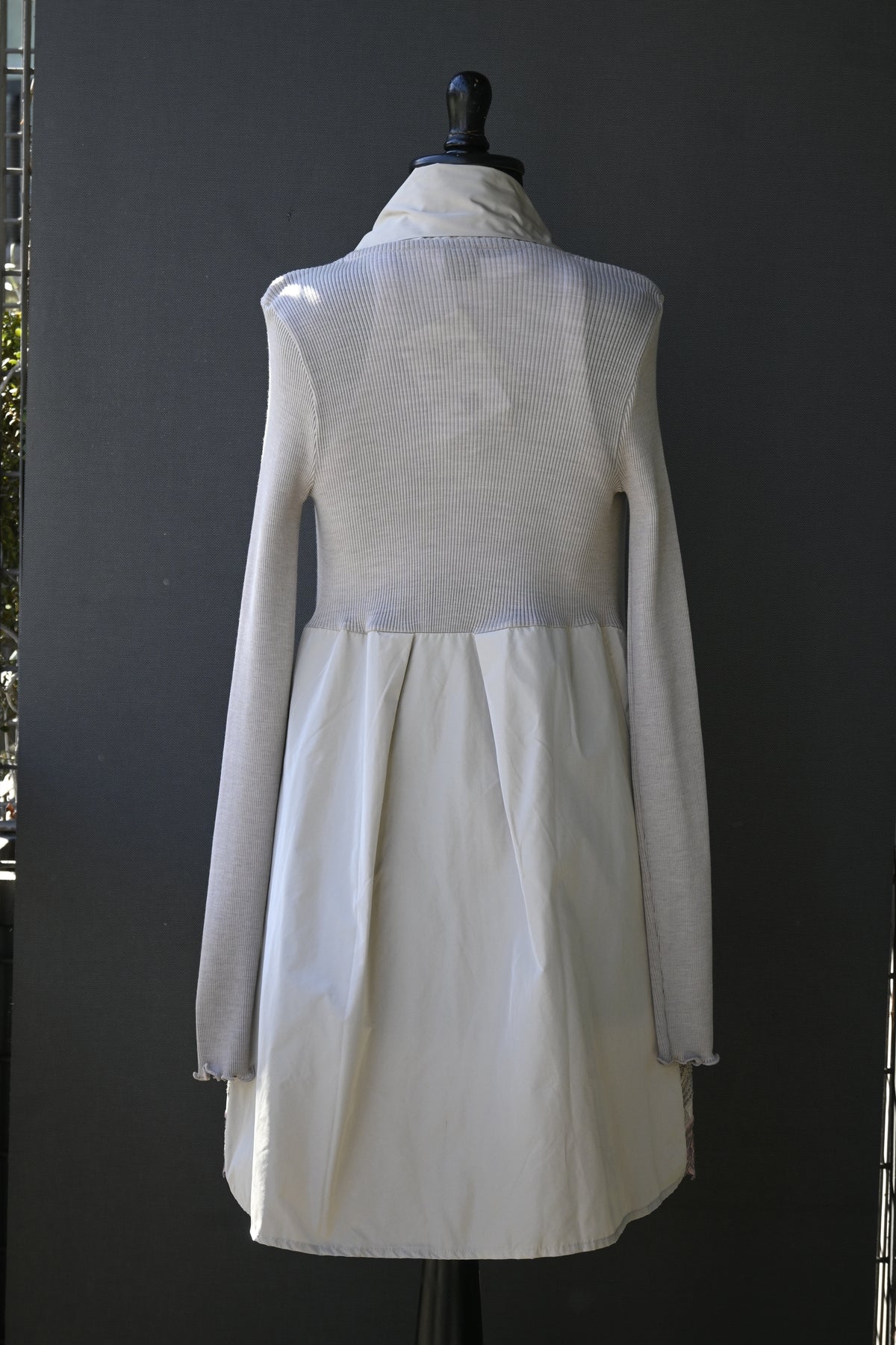 Cardigan Oscalito 6673 - 70% Lana Merino 30% Seda Tafetán de Seda Encaje Guipur