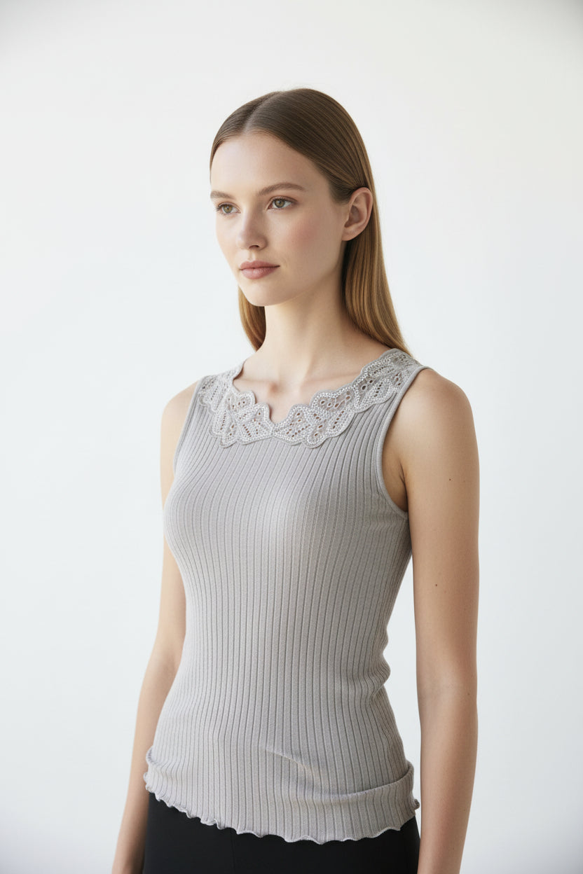Top Sin Mangas Oscalito 6675 - 70% Lana Merino 30% Seda Encaje Guipur