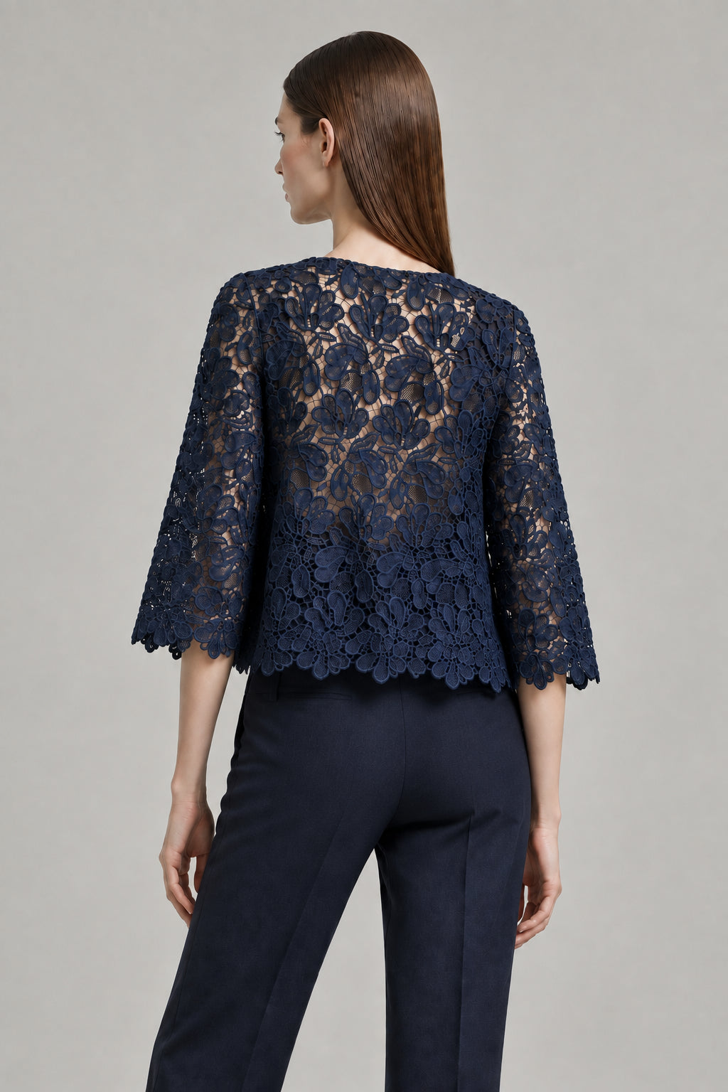 Tapado de encaje floral azul noche | Oscalito 8446