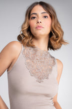 Blusa sin Manga Mujer Oscalito 7420 – Lana Merino y Seda con motivo floral