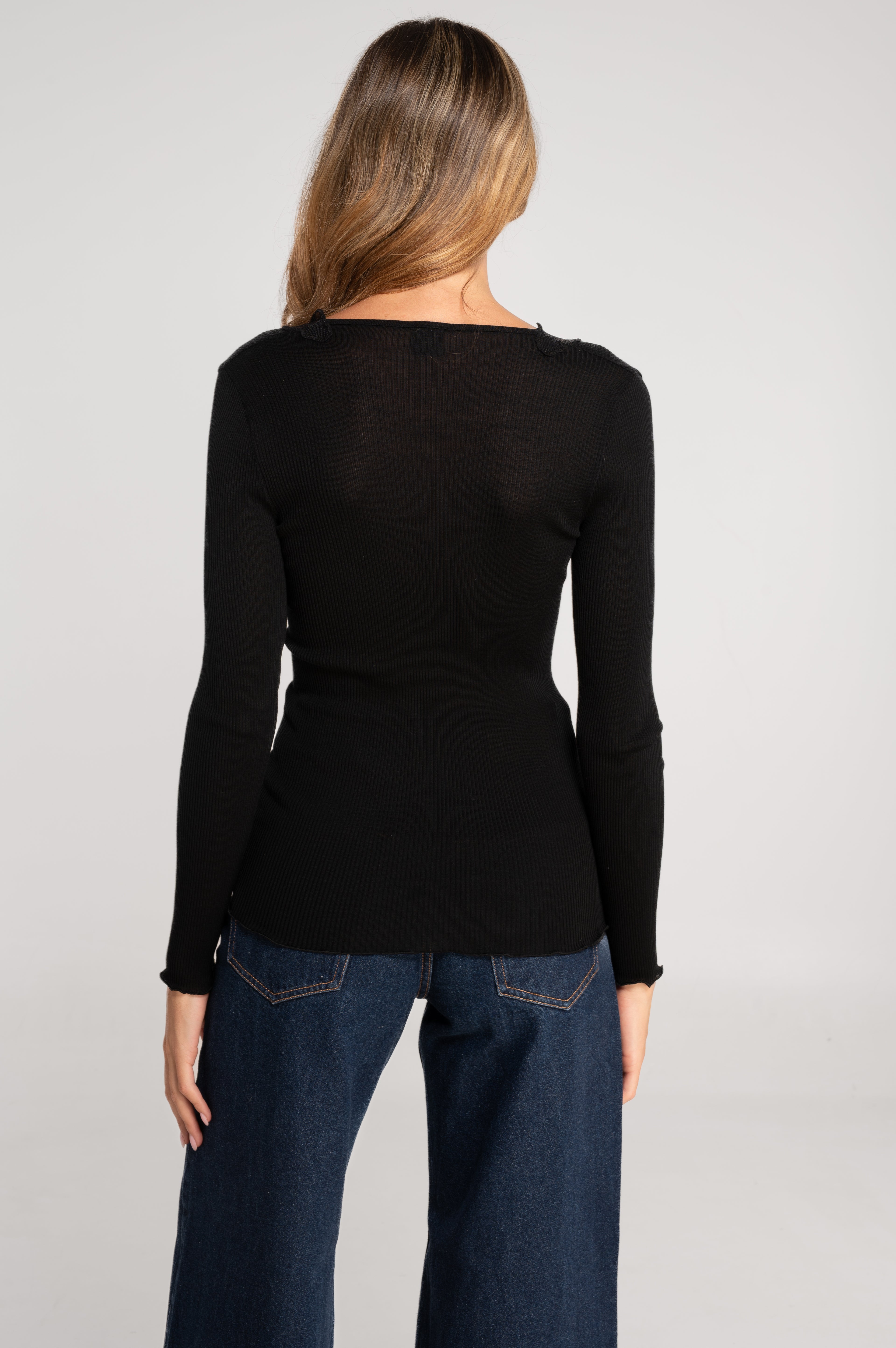 Blusa Manga Larga Mujer Oscalito 7429 – Lana Merino y Seda con Bordado Floral