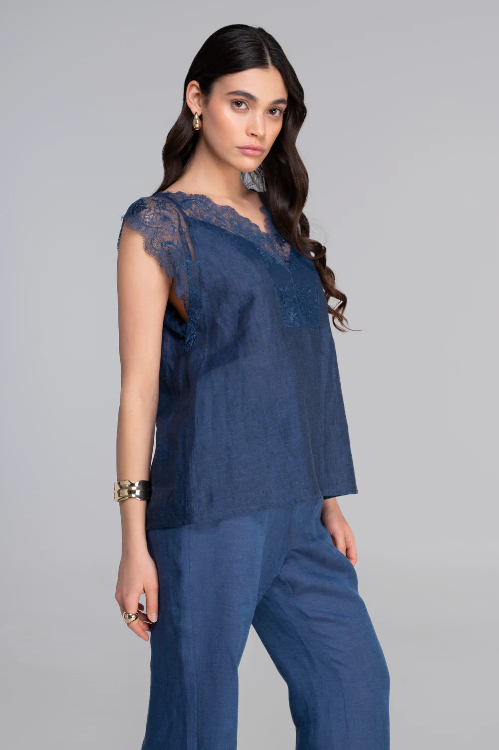 Blusa Oscalito Sin Mangas 7521 - Lino y Encaje Chantilly