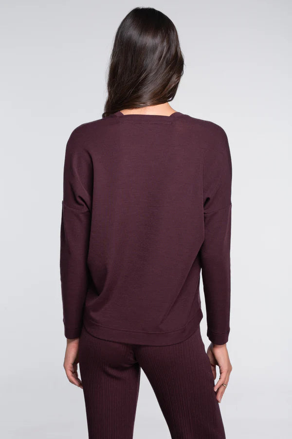 Sweater Manga Larga Cuello V - Lana y Seda Oscalito 7636