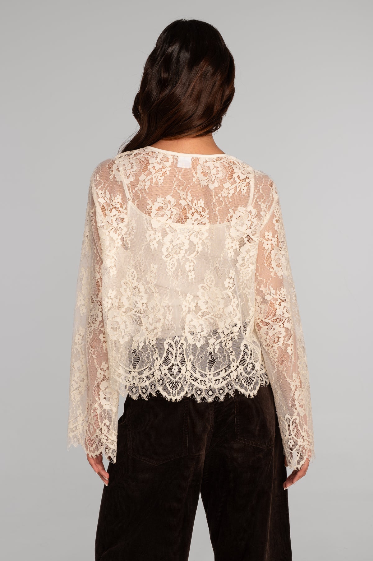 Blusa encaje cropped I Oscalito 7834