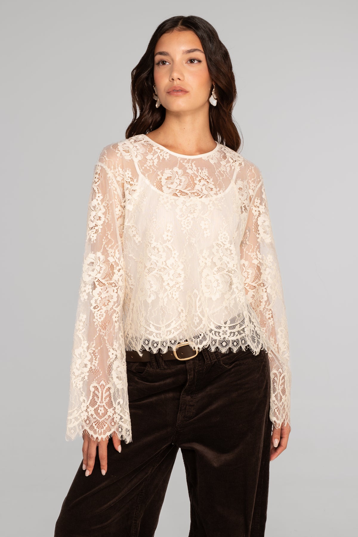 Blusa encaje cropped I Oscalito 7834
