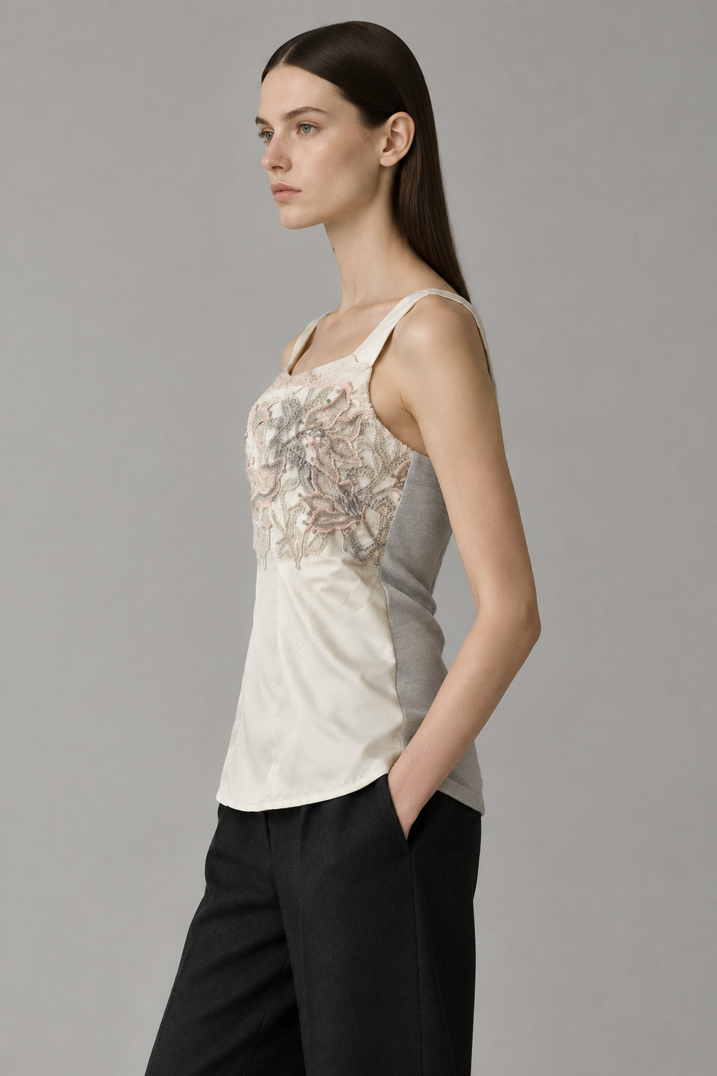 Top Oscalito 6670 - 70% Lana Merino 30% Seda Tafetán y Encaje Guipur
